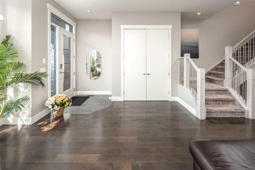 464 29 Avenue Nw, Calgary, AB - Indoor Photo Showing Other Room