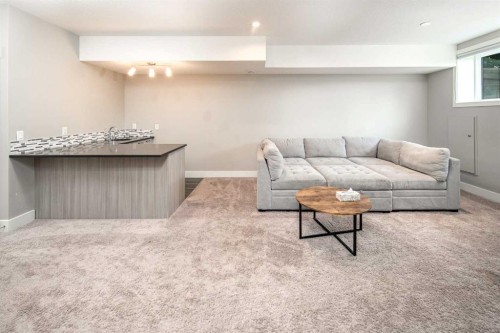 464 29 Avenue Nw, Calgary, AB - Indoor