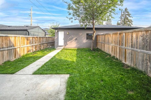 464 29 Avenue Nw, Calgary, AB - Outdoor