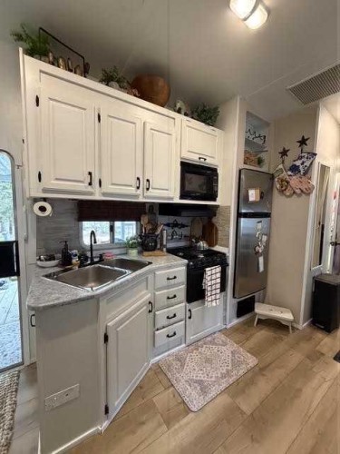 16 Timber Circle, Sundre, AB 