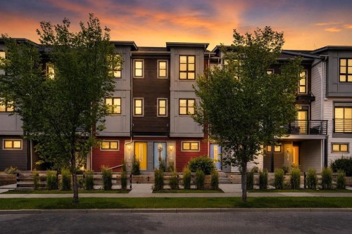 984 Walden Drive Se, Calgary, AB - Outdoor With Facade