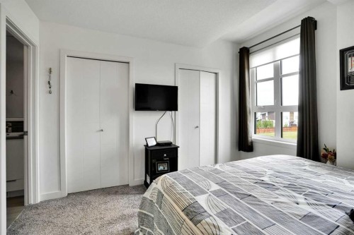 984 Walden Drive Se, Calgary, AB - Indoor Photo Showing Bedroom