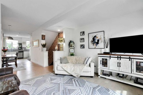 984 Walden Drive Se, Calgary, AB - Indoor Photo Showing Living Room