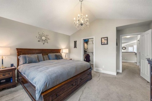 183 Aspen Acres Manor Sw, Calgary, AB - Indoor Photo Showing Bedroom