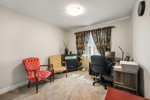 183 Aspen Acres Manor Sw, Calgary, AB - Indoor Photo Showing Office