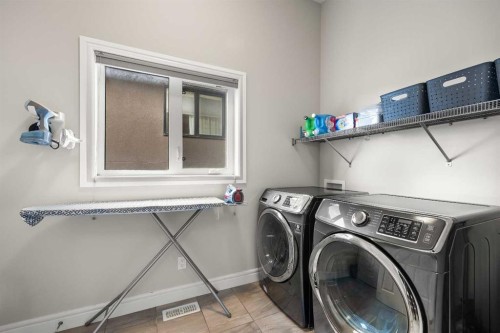 183 Aspen Acres Manor Sw, Calgary, AB - Indoor Photo Showing Laundry Room