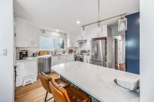 703 Millar Road Ne, Calgary, AB - Indoor