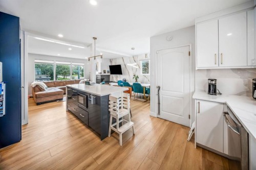 703 Millar Road Ne, Calgary, AB - Indoor Photo Showing Kitchen