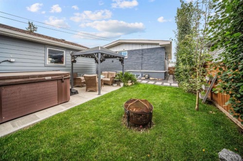 703 Millar Road Ne, Calgary, AB - Outdoor