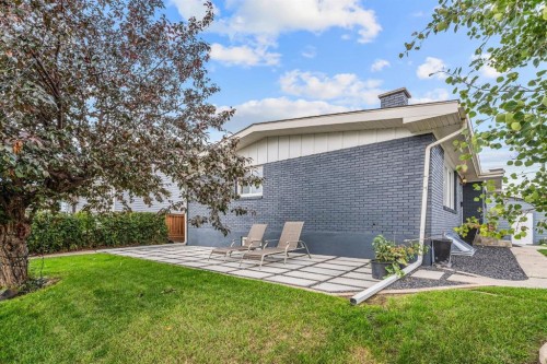 703 Millar Road Ne, Calgary, AB - Outdoor