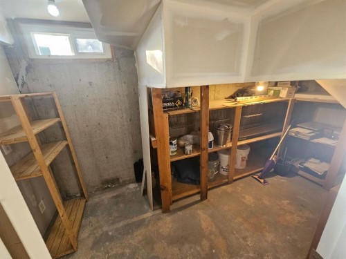 703 Millar Road Ne, Calgary, AB - Indoor Photo Showing Other Room