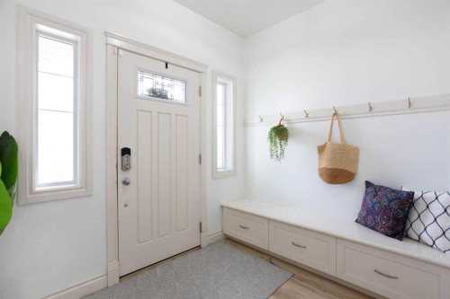 1153 Kingston Crescent Se, Airdrie, AB - Indoor Photo Showing Other Room