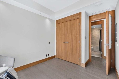 302-738 1 Avenue Sw, Calgary, AB - Indoor Photo Showing Other Room