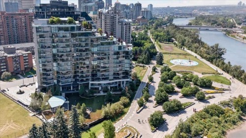 302-738 1 Avenue Sw, Calgary, AB - Outdoor With View