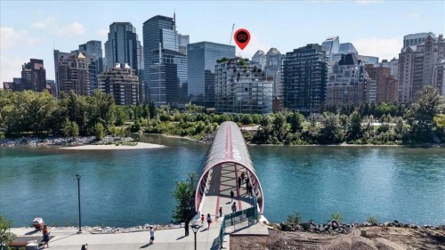 302-738 1 Avenue Sw, Calgary, AB - Outdoor With Body Of Water