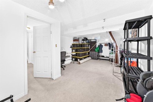 983 Rundlecairn Way Ne, Calgary, AB - Indoor