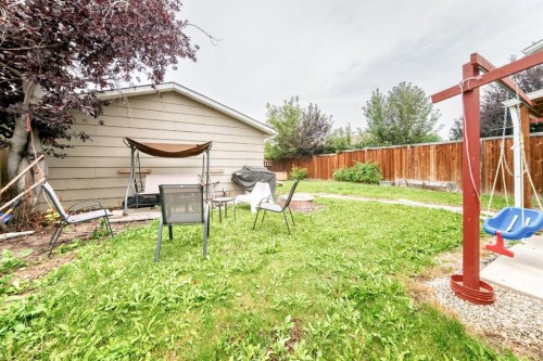 983 Rundlecairn Way Ne, Calgary, AB - Outdoor