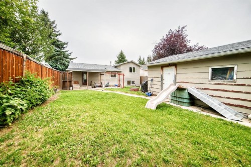 983 Rundlecairn Way Ne, Calgary, AB - Outdoor