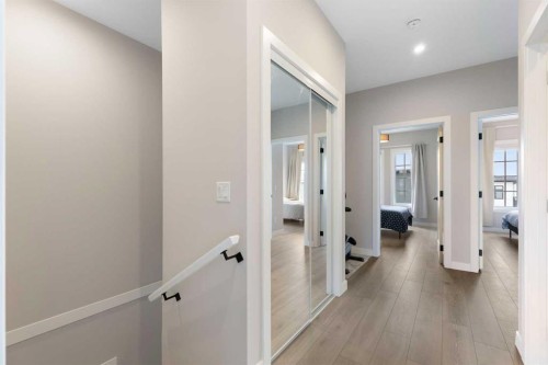 830 81 Street Sw, Calgary, AB - Indoor Photo Showing Other Room