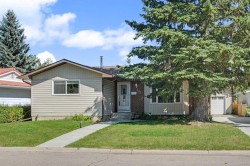 231 Cedarille Green SW Calgary, AB T2W 2H3