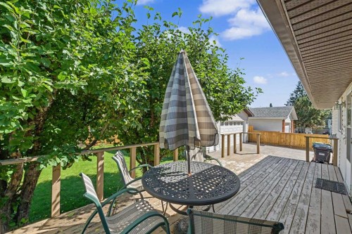 231 Cedarille Green Sw, Calgary, AB 