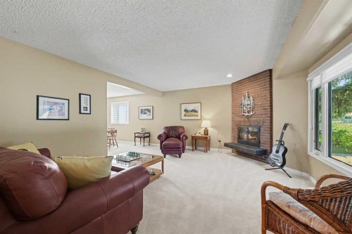 231 Cedarille Green Sw, Calgary, AB 