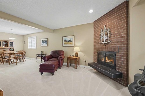 231 Cedarille Green Sw, Calgary, AB 