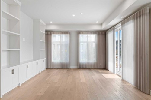 203-275 Lebel Crescent Nw, Calgary, AB - Indoor Photo Showing Other Room
