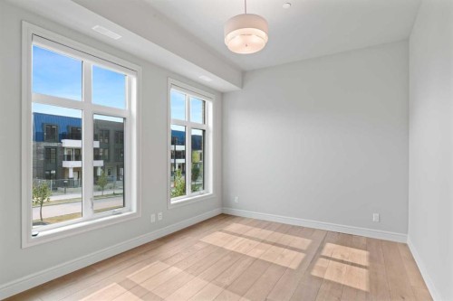 203-275 Lebel Crescent Nw, Calgary, AB - Indoor Photo Showing Other Room