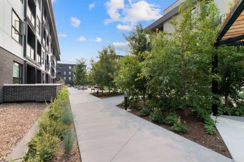 203-275 Lebel Crescent Nw, Calgary, AB - Outdoor