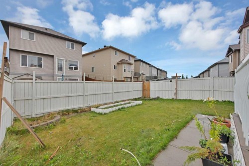 77 Saddleland Drive Ne, Calgary, AB - Outdoor