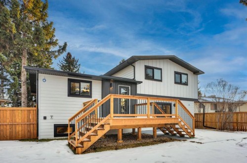 216 Oakridge Place Sw, Calgary, AB - Outdoor With Deck Patio Veranda With Exterior