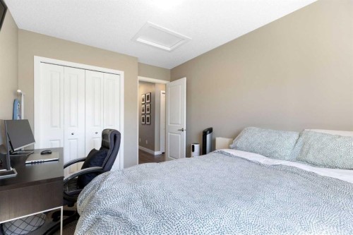 69 Chaparral Valley Crescent Se, Calgary, AB - Indoor Photo Showing Bedroom