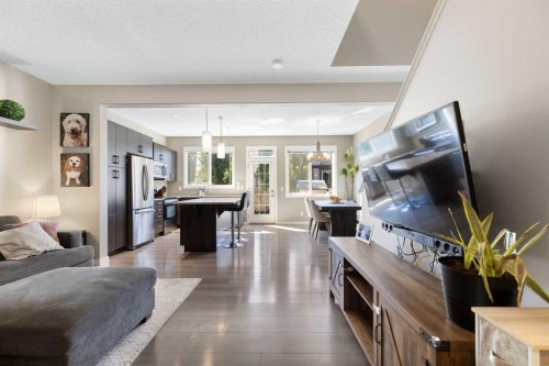 69 Chaparral Valley Crescent Se, Calgary, AB - Indoor Photo Showing Living Room