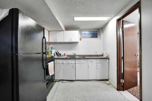 888 Rundlecairn Way Ne, Calgary, AB - Indoor