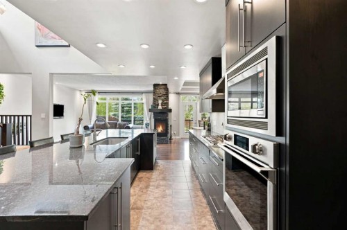 163 Cranarch Circle Se, Calgary, AB - Indoor Photo Showing Kitchen With Upgraded Kitchen