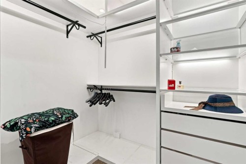 163 Cranarch Circle Se, Calgary, AB - Indoor