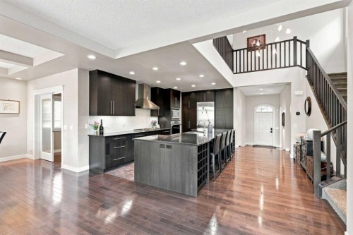 163 Cranarch Circle Se, Calgary, AB - Indoor Photo Showing Kitchen With Upgraded Kitchen