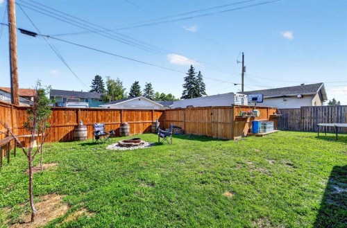 24 Penworth Crescent Se, Calgary, AB - Outdoor With Deck Patio Veranda