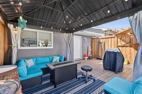 24 Penworth Crescent Se, Calgary, AB - Outdoor With Deck Patio Veranda With Exterior