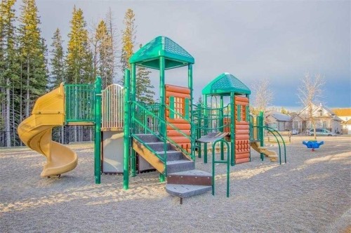 537-10 Discovery Ridge Close Sw, Calgary, AB - Outdoor
