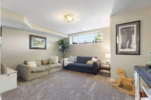 501 55 Avenue Sw, Calgary, AB - Indoor