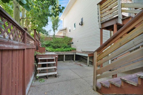 62 West Mitford Crescent, Cochrane, AB - Outdoor With Exterior