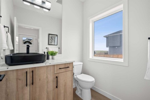 1981 Mccaskill Drive, Crossfield, AB - Indoor Photo Showing Bathroom