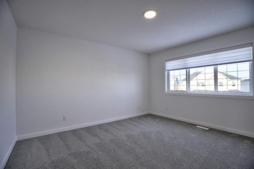 45 Legacy Point Terrace Se, Calgary, AB - Indoor Photo Showing Other Room