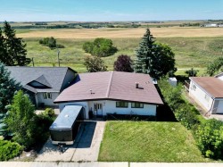 234 Centre Street SOUTHLinden, AB T0M 1J0