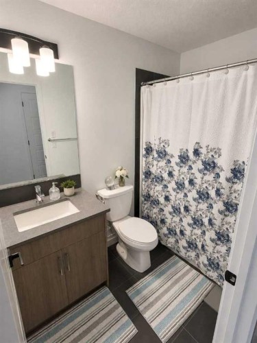56 Rowmont Common Nw, Calgary, AB 