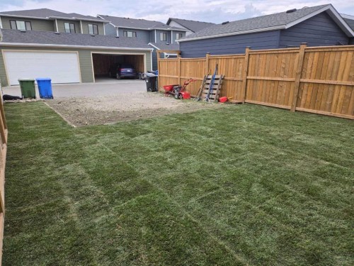 56 Rowmont Common Nw, Calgary, AB 