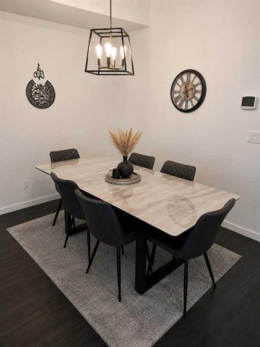 56 Rowmont Common Nw, Calgary, AB 