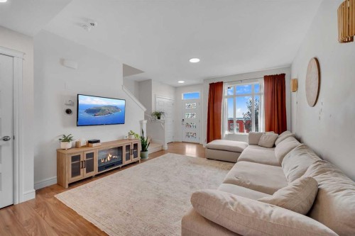 250 Carrington Gate Nw, Calgary, AB - Indoor Photo Showing Living Room